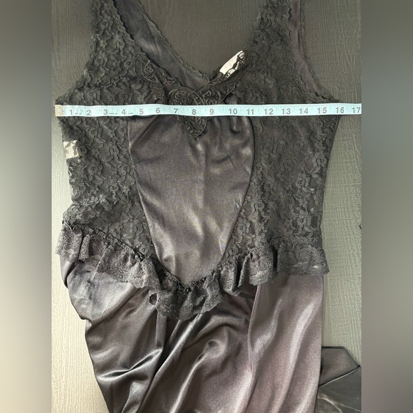 Vintage Tessie Slip Black Lace Heart Detail Size Medium - Picture 5 of 9